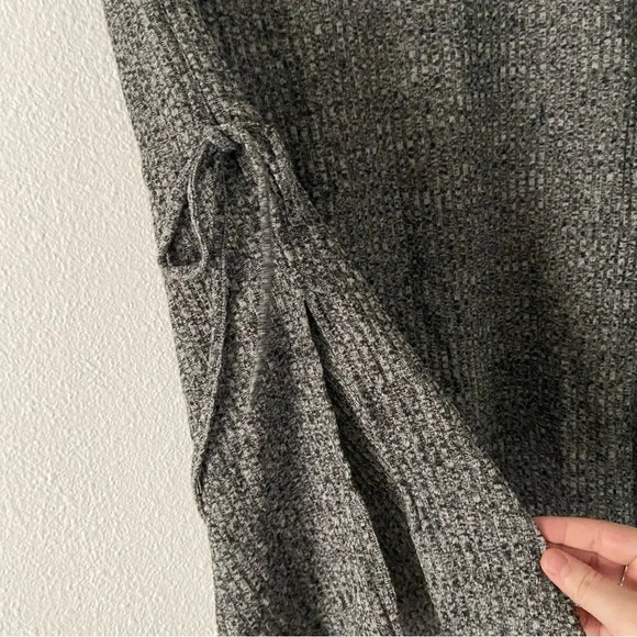 Suzanne Betro Marled Bell Sleeve Top Oversized Boho Grungecore Small Cozy - Picture 6 of 12